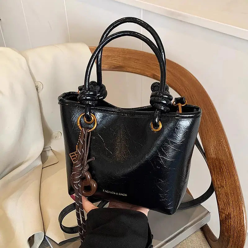 Sacs à main tendance pour femmes, sac à main rouge de marque de luxe, sac bandoulière avec pendentif, cabas, bolsas