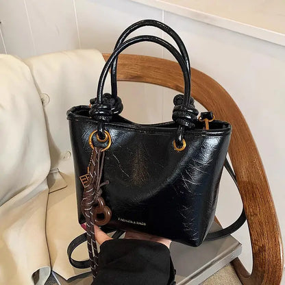 Sacs à main tendance pour femmes, sac à main rouge de marque de luxe, sac bandoulière avec pendentif, cabas, bolsas